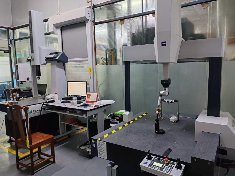 Coordinate measuring machine